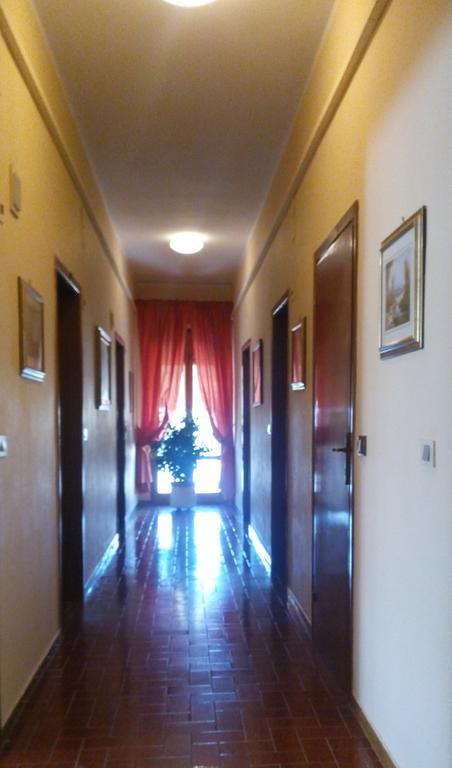 Hotel Lea *